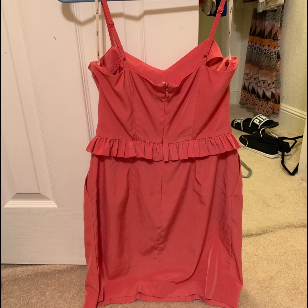 Dress - Picture 4 of 5